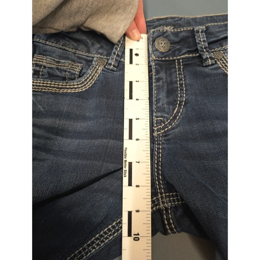 Silver Jeans Co Suki‎ Mid Capri Womens W27 Dark Wash Blue Contrast Stitch L43916